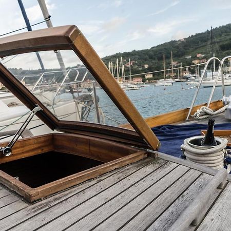 B&B Vela D'Epoca Parvati By Portido Porto Venere Exteriör bild