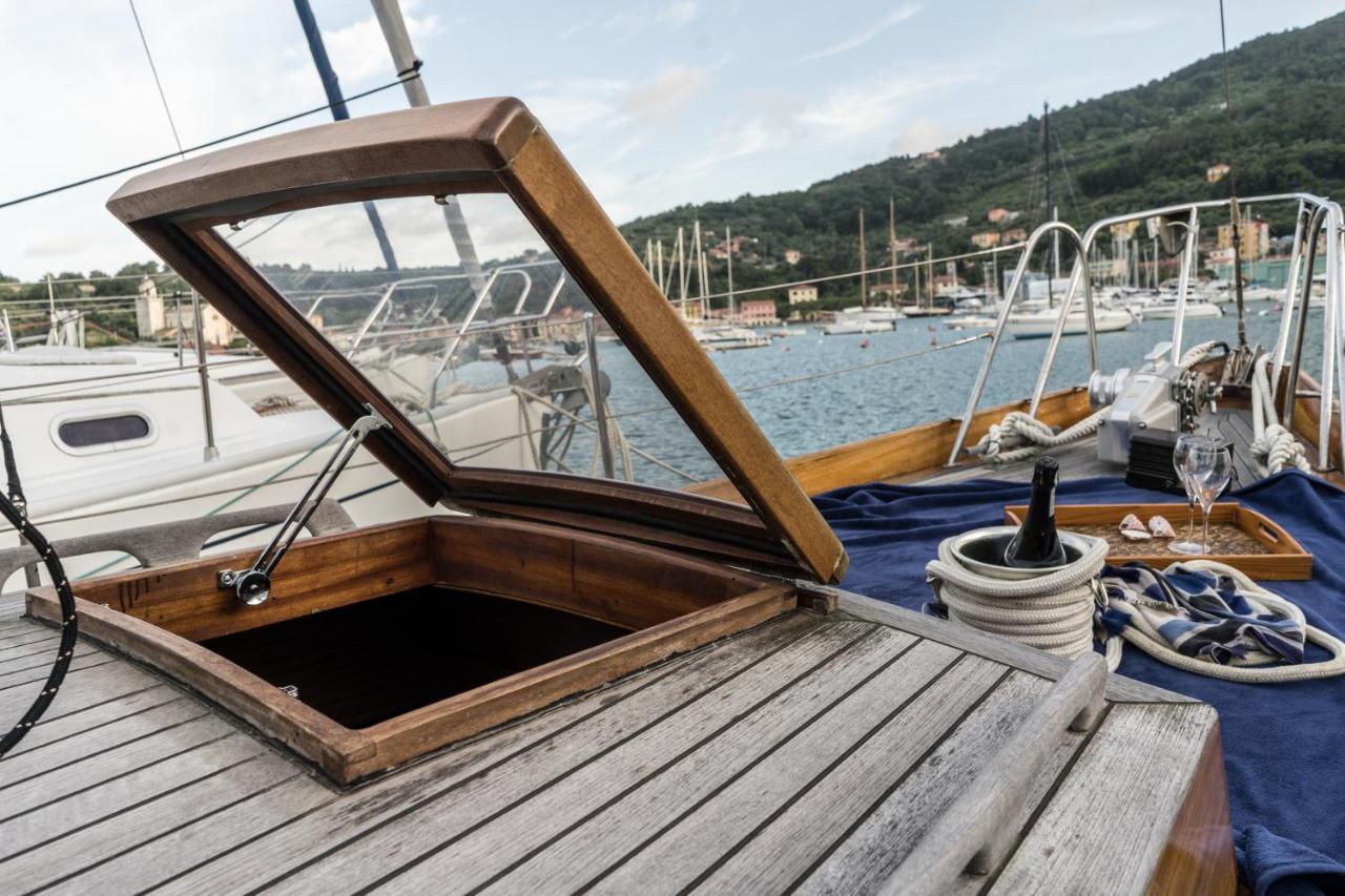 B&B Vela D'Epoca Parvati By Portido Porto Venere Exteriör bild