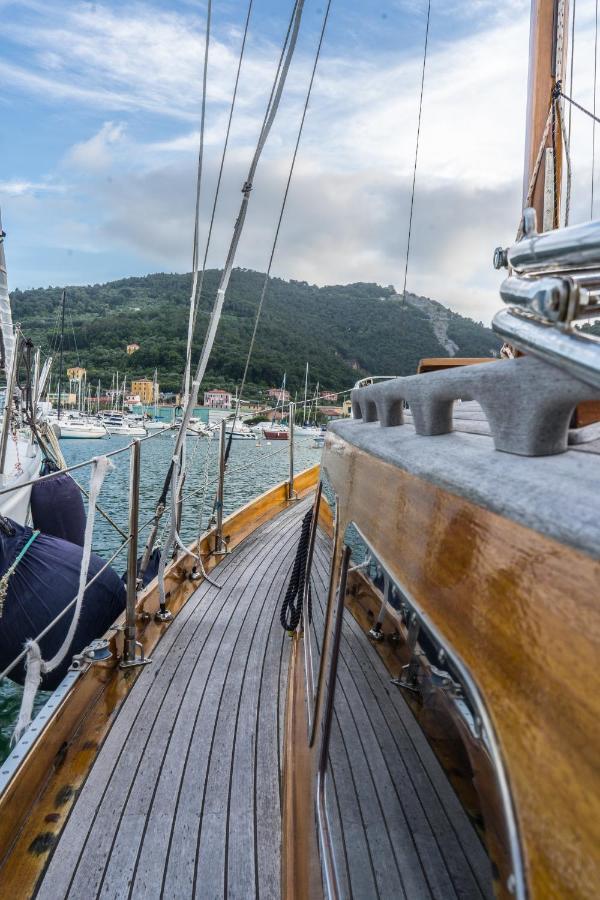 B&B Vela D'Epoca Parvati By Portido Porto Venere Exteriör bild